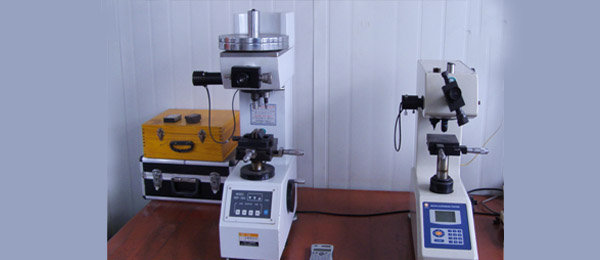 Bouvet, micro Vickers hardness tester